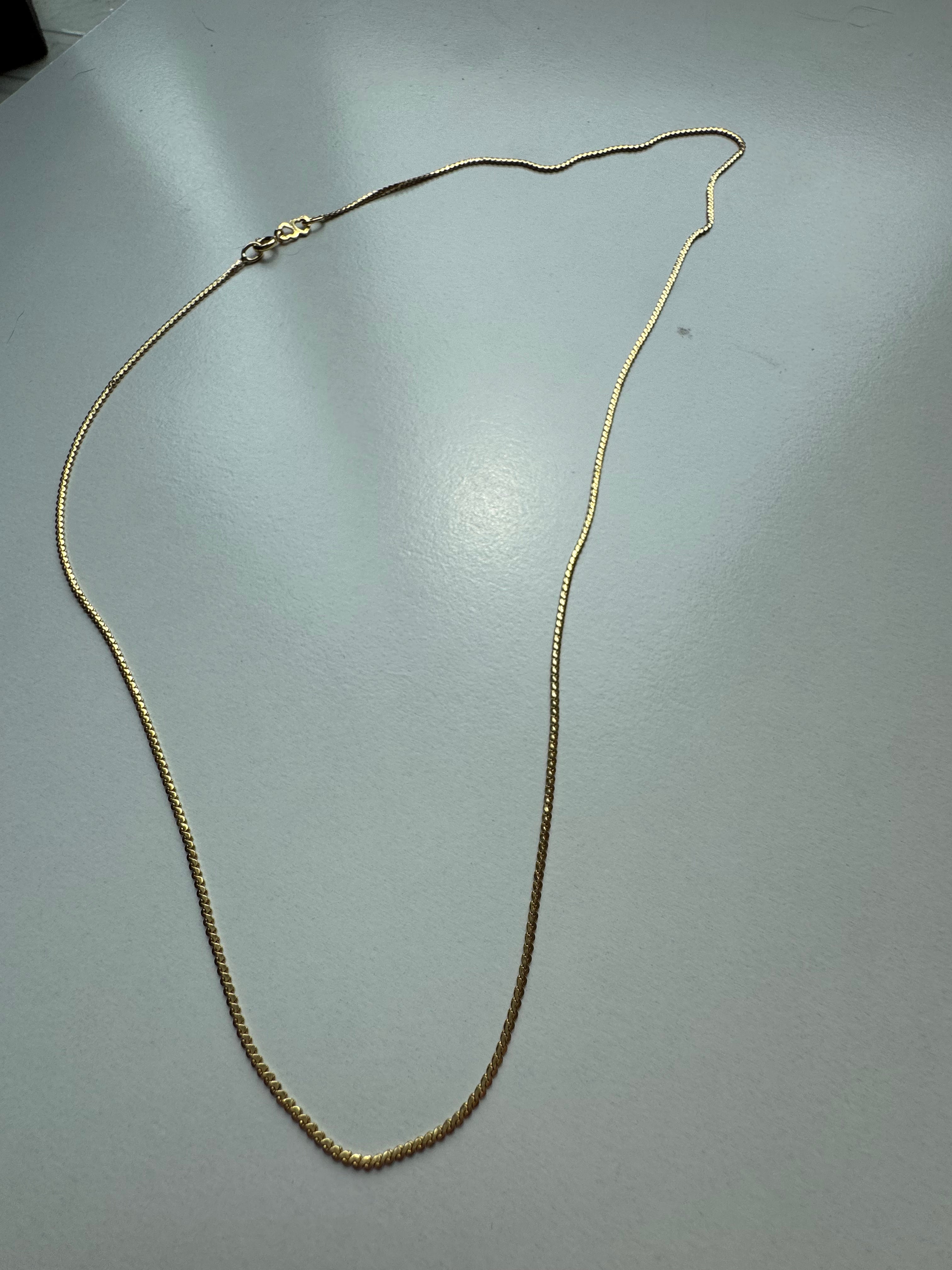 18K Yellow Gold Fine Curb Chain Necklace