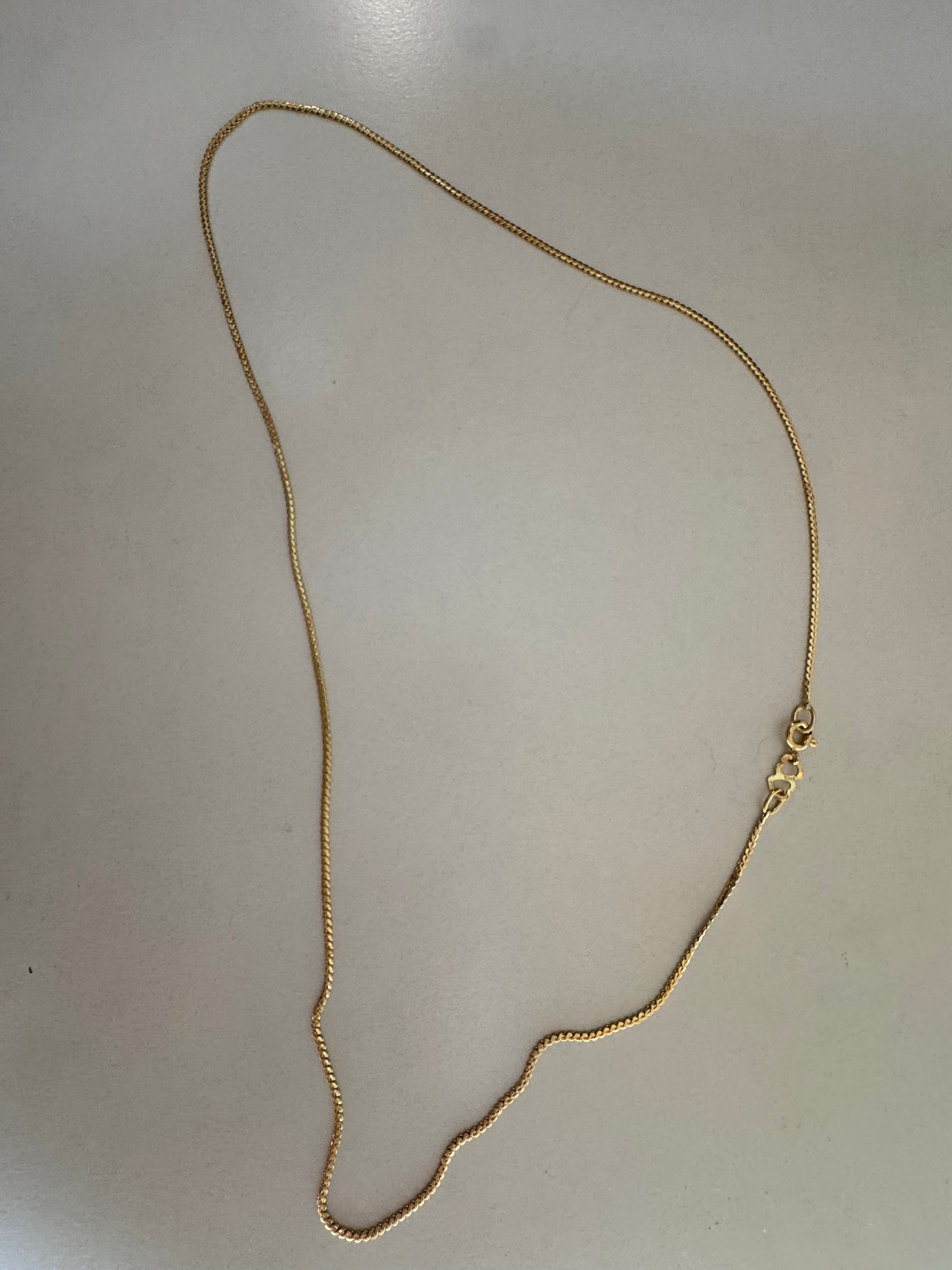 18K Yellow Gold Fine Curb Chain Necklace